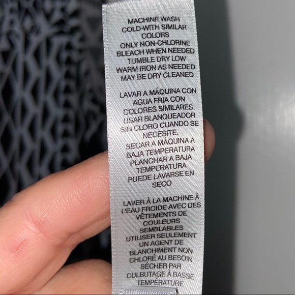 White House Black Market Sleeveless Black & White Tunic Small - Picture 8 of 9